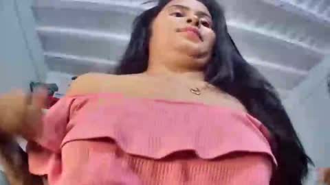 Snapshot of myhoney_hot chatting on 01/05/25, 01:03 myhoney_hot online show from 01/05/25, 01:03