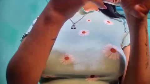 Snapshot of myhoney_hot chatting on 11/21/25, 11:53 myhoney_hot online show from 11/21/25, 11:53