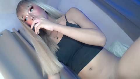 Snapshot of mykaliciousness chatting on 11/01/25, 05:26 mykaliciousness online show from 11/01/25, 05:26