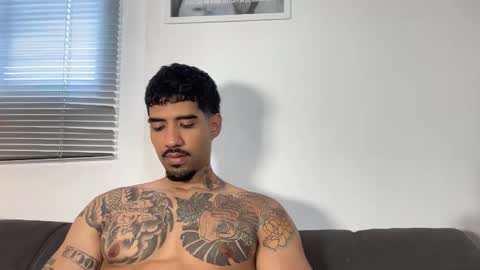 Myke esthetic online show from 12/19/25, 07:43