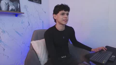 Mykel   online show from 10/18/25, 02:29