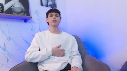 Mykel   online show from 10/25/25, 06:10