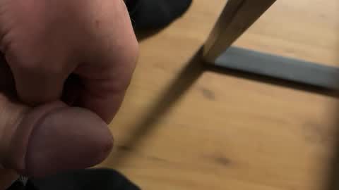 Snapshot of mykytoy chatting on 11/03/25, 11:48 mykytoy online show from 11/03/25, 11:48