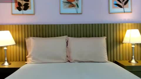 Snapshot of myla_cute chatting on 01/11/26, 03:44 MILA online show from 01/11/26, 03:44