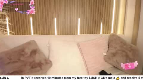 Snapshot of myladreams_ chatting on 09/20/25, 03:40 Myla online show from 09/20/25, 03:40