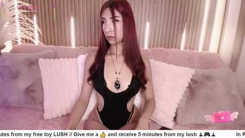 Snapshot of myladreams_ chatting on 09/25/25, 03:21 Myla online show from 09/25/25, 03:21