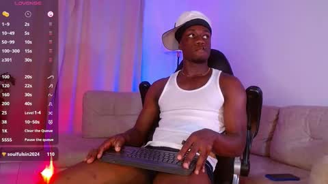 Mylo Wallace  online show from 01/16/26, 01:53