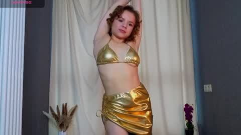 Monique with Curls online show from 04/09/26, 06:19