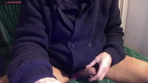 Snapshot of mynakedbeach chatting on 02/09/25, 03:23 Bi sexy guy lovense hush is on private is open or password show tip if you like. online show from 02/09/25, 03:23