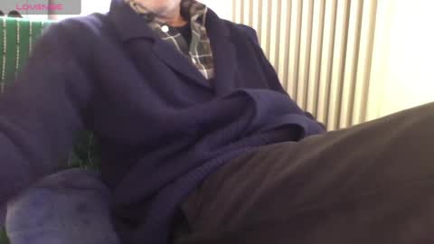 Snapshot of mynakedbeach chatting on 02/28/25, 11:14 Bi sexy guy lovense hush is on private is open or password show tip if you like. online show from 02/28/25, 11:14