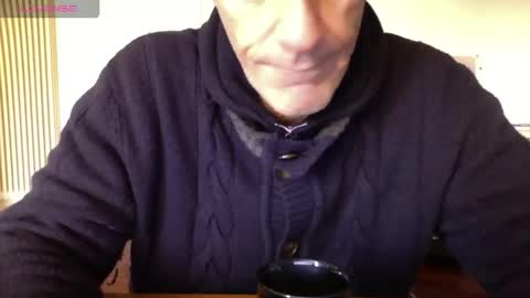 Snapshot of mynakedbeach chatting on 12/21/25, 07:48 Bi sexy guy lovense hush is on private is open or password show tip if you like. online show from 12/21/25, 07:48