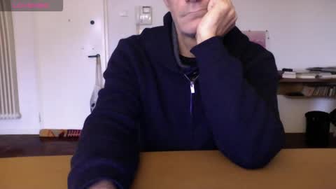 Snapshot of mynakedbeach chatting on 01/06/26, 08:29 Bi sexy guy lovense hush is on private is open or password show tip if you like. online show from 01/06/26, 08:29