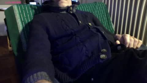 Snapshot of mynakedbeach chatting on 01/09/26, 07:22 Bi sexy guy lovense hush is on private is open or password show tip if you like. online show from 01/09/26, 07:22