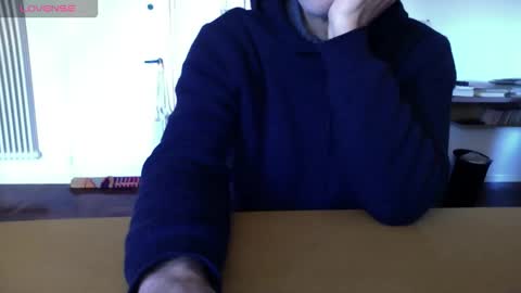 Snapshot of mynakedbeach chatting on 01/10/26, 07:54 Bi sexy guy lovense hush is on private is open or password show tip if you like. online show from 01/10/26, 07:54