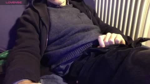 Snapshot of mynakedbeach chatting on 02/12/26, 10:43 Bi sexy guy lovense hush is on private is open or password show tip if you like. online show from 02/12/26, 10:43