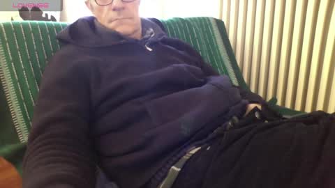 Snapshot of mynakedbeach chatting on 02/17/26, 10:56 Bi sexy guy lovense hush is on private is open or password show tip if you like. online show from 02/17/26, 10:56