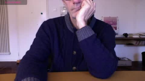 Bi sexy guy lovense hush is on private is open or password show tip if you like. online show from 04/17/26, 04:48