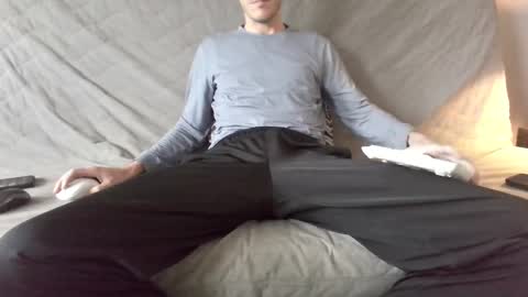 Felt like showing off online show from 11/18/25, 04:44