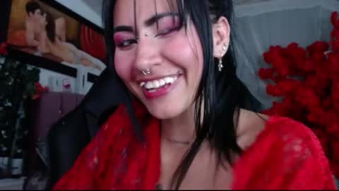 Snapshot of myomi_nix chatting on 11/13/25, 02:54 myomi online show from 11/13/25, 02:54