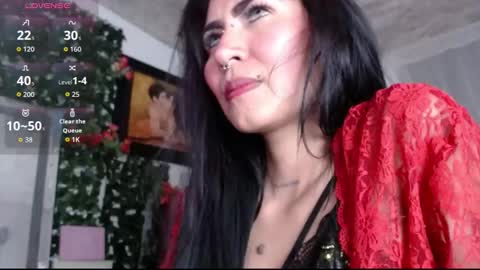 Snapshot of myomi_nix chatting on 11/19/25, 02:55 myomi online show from 11/19/25, 02:55