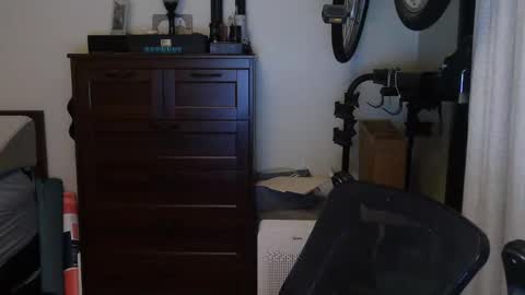 Just hanging out - No pressure online show from 06/03/26, 04:04