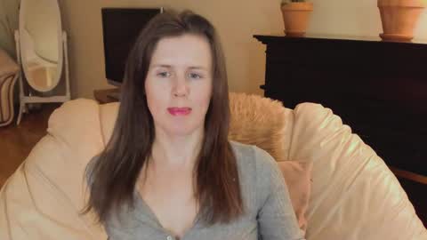 Snapshot of mysophiee chatting on 04/21/26, 10:01 mysophiee online show from 04/21/26, 10:01