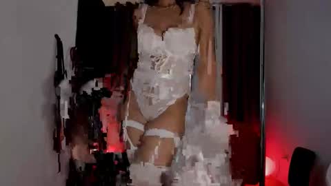 Snapshot of mysteriousgoddesxx chatting on 11/01/25, 01:18 Goddess Cassie online show from 11/01/25, 01:18