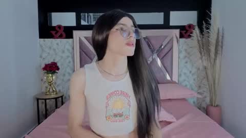 Snapshot of mysterius_boy chatting on 12/13/25, 10:04 Marcus online show from 12/13/25, 10:04