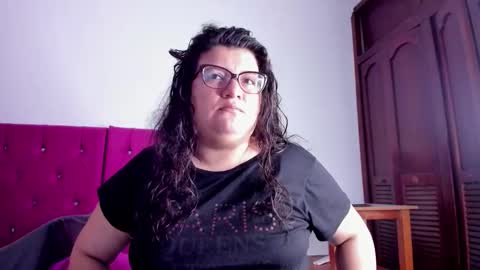 Snapshot of mystery_psique chatting on 10/12/25, 01:21 mystery_psique online show from 10/12/25, 01:21