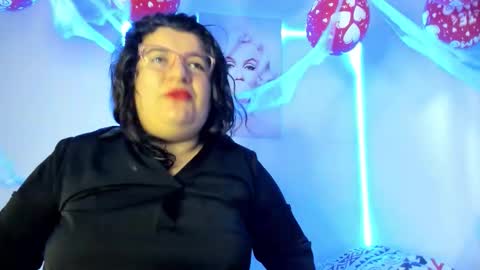 Snapshot of mystery_psique chatting on 11/03/25, 01:45 mystery_psique online show from 11/03/25, 01:45