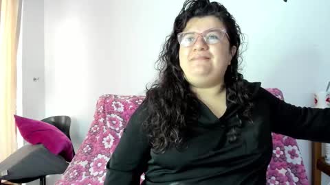 Snapshot of mystery_psique chatting on 11/09/25, 01:31 mystery_psique online show from 11/09/25, 01:31