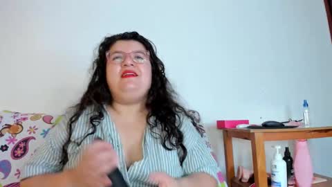 Snapshot of mystery_psique chatting on 11/20/25, 07:13 mystery_psique online show from 11/20/25, 07:13