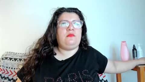 Snapshot of mystery_psique chatting on 11/24/25, 07:46 mystery_psique online show from 11/24/25, 07:46