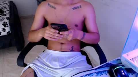 Snapshot of mysteryboy_thin16 chatting on 12/19/24, 08:44 mysteryboy_thin16 online show from 12/19/24, 08:44