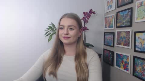 Snapshot of mysteryericax chatting on 12/03/24, 04:17 Erica online show from 12/03/24, 04:17