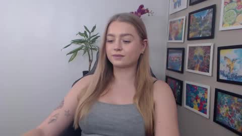 Snapshot of mysteryericax chatting on 12/16/24, 11:12 Erica online show from 12/16/24, 11:12