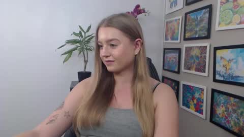Snapshot of mysteryericax chatting on 12/16/24, 02:16 Erica online show from 12/16/24, 02:16
