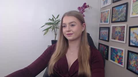 Snapshot of mysteryericax chatting on 12/19/24, 12:12 Erica online show from 12/19/24, 12:12