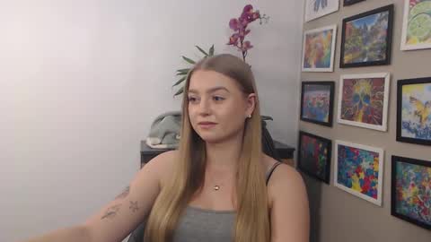Snapshot of mysteryericax chatting on 02/10/25, 10:31 Erica online show from 02/10/25, 10:31