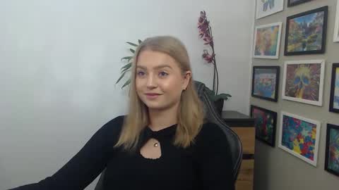 Erica online show from 11/25/25, 08:14