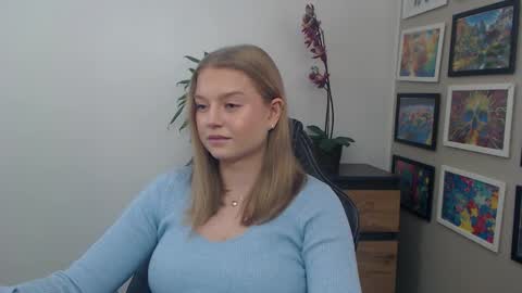 Erica online show from 01/12/26, 10:09