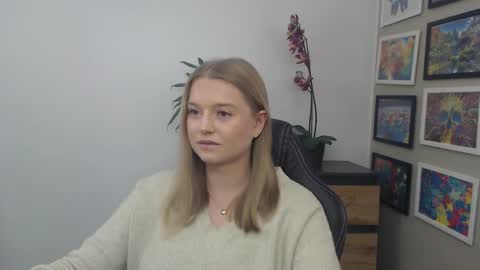 Erica online show from 01/14/26, 10:32