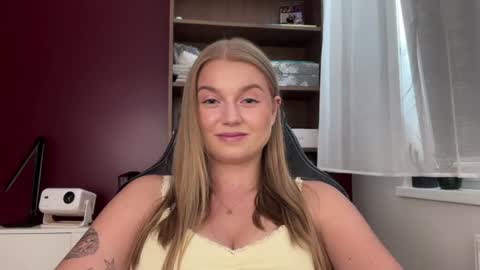 Erica online show from 07/17/26, 03:29