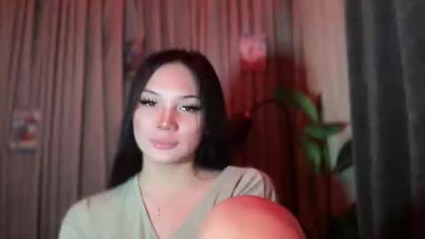 UR GIRL NEXTDOOR online show from 03/16/26, 05:44