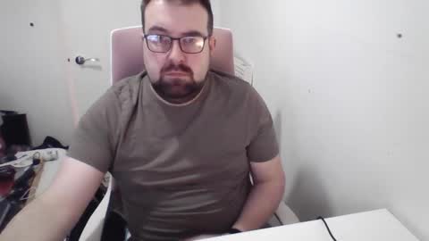 Snapshot of mysterymonkey1234 chatting on 12/18/24, 09:14 MysteryMonkey online show from 12/18/24, 09:14