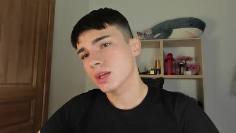 Snapshot of mystic_evan chatting on 10/26/25, 11:09 Evan Brown online show from 10/26/25, 11:09