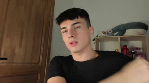 Snapshot of mystic_evan chatting on 10/28/25, 12:36 Evan Brown online show from 10/28/25, 12:36