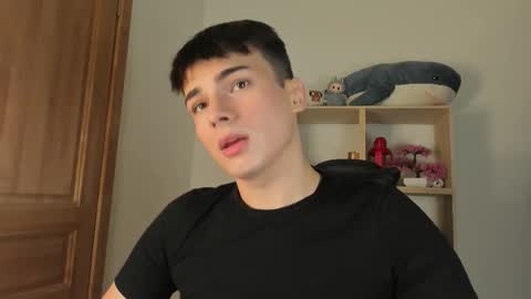 Snapshot of mystic_evan chatting on 11/03/25, 11:15 Evan Brown online show from 11/03/25, 11:15