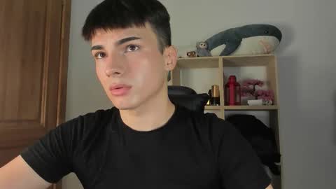 Snapshot of mystic_evan chatting on 11/09/25, 10:35 Evan Brown online show from 11/09/25, 10:35