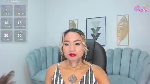 mystic_nova_ online show from 04/01/26, 11:22